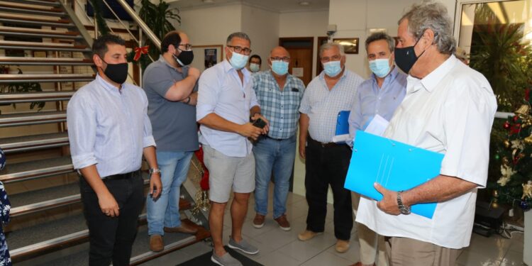 Realojo del Kennedy alumbra desde hoy; Antía llevó a la junta anuencia para crédito que lo transforma en realidad