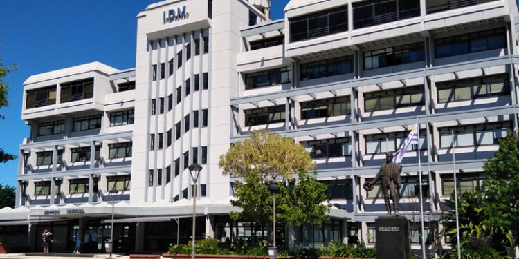 Comisión del congreso de intendentes autorizó prórroga de convenios en Maldonado