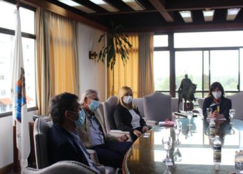 BID confirmó a intendente Pereira realización de asamblea anual en Punta del Este