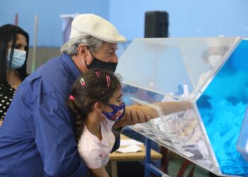 Antía se mostró emocionado ante un nuevo sorteo de terrenos en Urbanización al Norte y apartamentos de Urbaneste