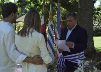Carballal encabezó primer casamiento en la Azotea de Haedo