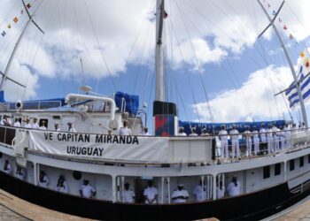 Tras pandemia, velero escuela Capitán Miranda inició su viaje 32 de instrucción