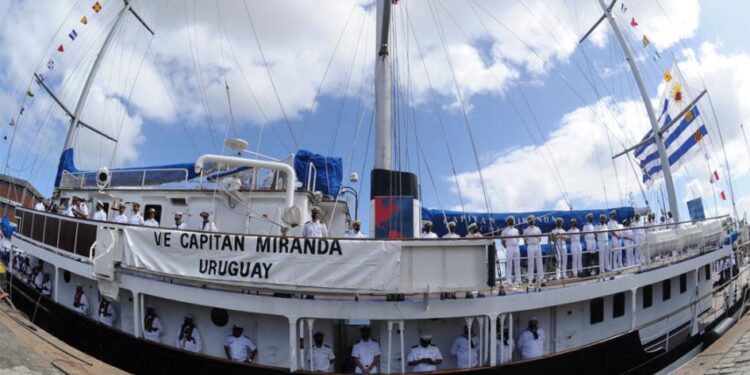 Tras pandemia, velero escuela Capitán Miranda inició su viaje 32 de instrucción