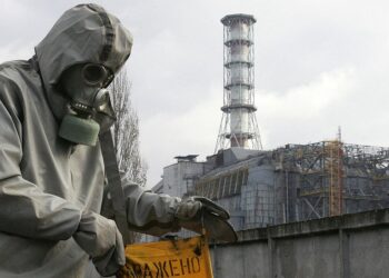 Preocupación: Ucrania denuncia que Rusia desconectó la planta nuclear de Chernobyl y podría liberar radiación