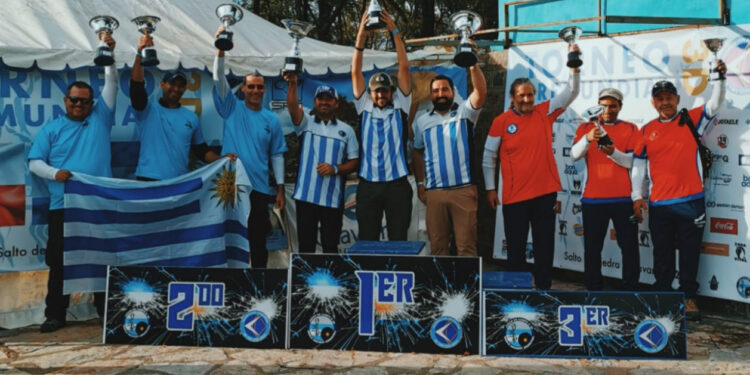 Premio de Plata para Selección Uruguaya de Tiro al Arco en Argentina