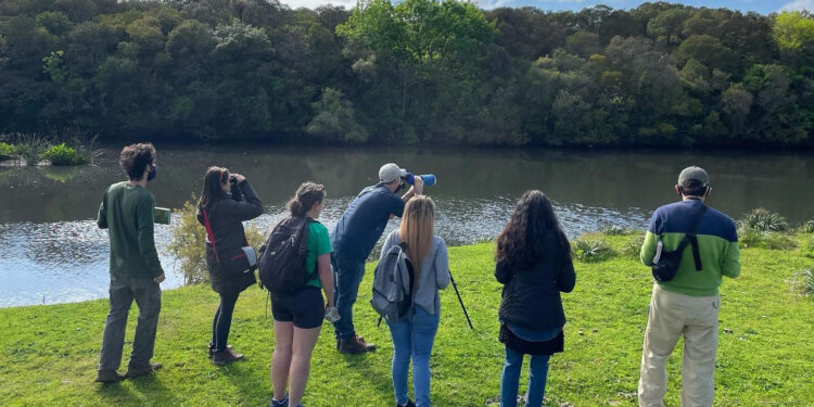 Ecoturismo para la conservación; una forma de educarse, disfrutar y tener una salida laboral en forma gratuita