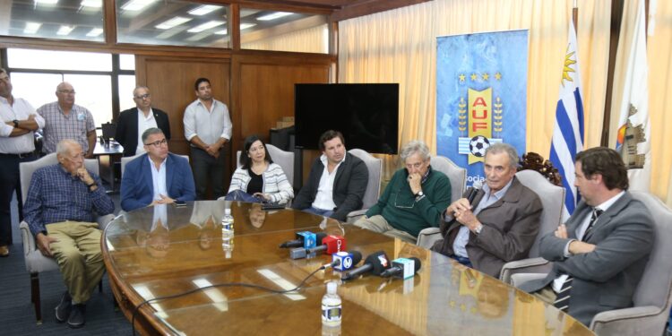 Histórico; Campus de Maldonado renovará la totalidad de las luminarias y elevará sus estándares a nivel internacional