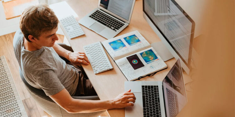 Mesa de ánalisis: Ley y Decreto reglamentario sobre Teletrabajo en Uruguay