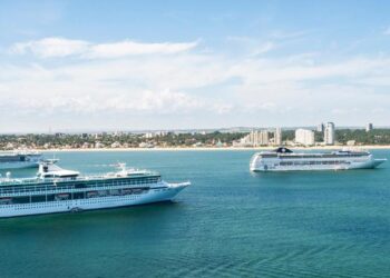 Uruguay participa de la feria internacional de cruceros