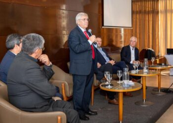 Viera participó de la 1º reunión del Ciclo “Cientos de Ideas – Millones de Turistas”