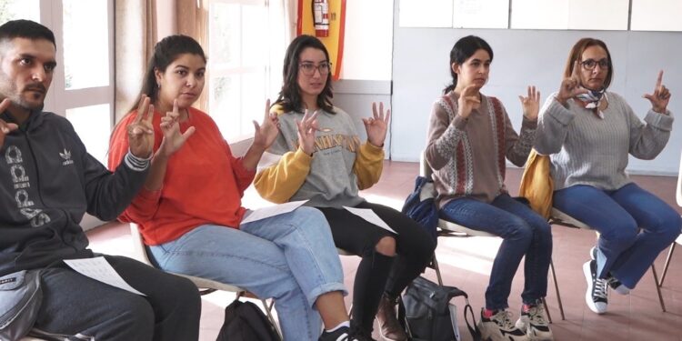 Se realizó el lanzamiento del Taller de Lengua de Señas Uruguaya en Maldonado