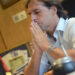 Lacalle tiene COVID y suspende agenda