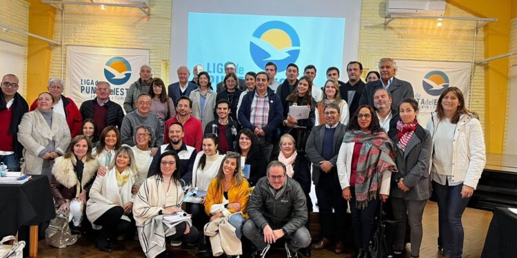Diplomáticos uruguayos visitaron Punta del Este