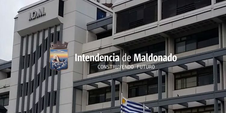 Fuerte acento en lo social, atención en pandemia, beneficios tributarios y obras; destacados en la rendición de cuentas
