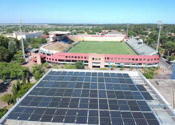 Apuesta a energías renovables generó ahorros por más de medio millón de pesos para la IDM en corto tiempo