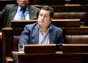 Echeverría propuso Ley de atención compulsiva de personas en situación de calle