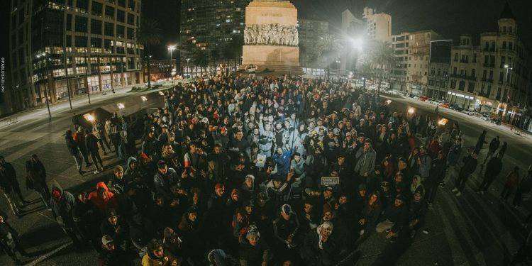 DEM Battles en Uruguay – El rap en la Plaza Independencia