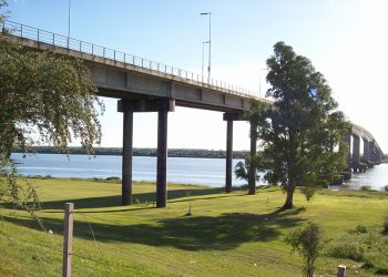 Se restableció en paso de frontera en el puente que une las ciudades de Paysandú y Colón