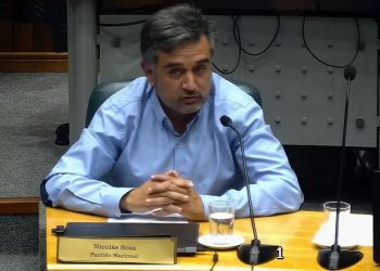 Proponen circuito de buses eléctricos para la península y estacionamiento