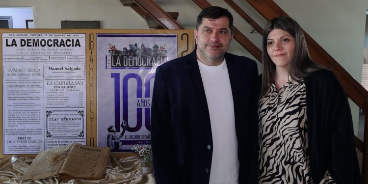 Alcalde saludó a familia Arias por 100 años de la Democracia