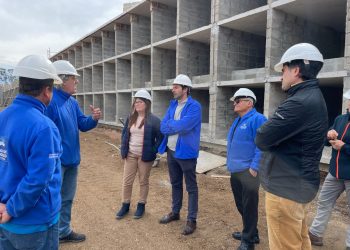 Rapetti realiza recorrida por obras de ampliación que lleva la IDM en el cementerio de la ciudad