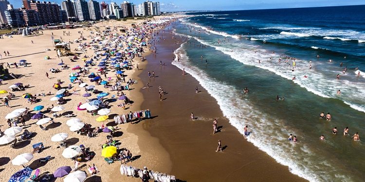 IVA cero para turistas extranjeros regirá a partir del 1º de setiembre
