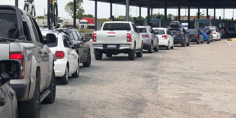 ¿Fin de semana largo? Más de 62 mil uruguayos salieron del país entre el 24 y el 27 de agosto