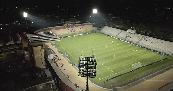 Nueva luminaria pone a Maldonado en la ruta de los estadios mundiales para recibir partidos internacionales