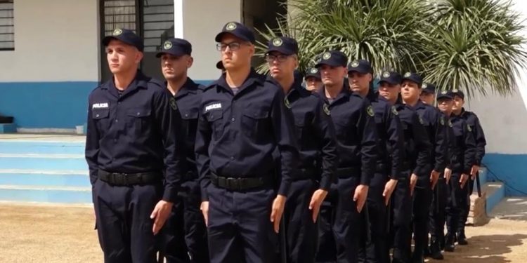 Egresaron 17 policías para la Unidad de Rehabilitación N 13 “Las Rosas”