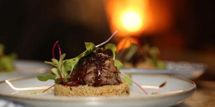 La Corporación Gastronómica presenta «La cena infinita» buscando transmitir la esencia local