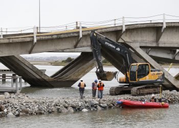 Comerciantes empiezan a sentir las consecuencias de la clausura de segundo Puente en La Barra