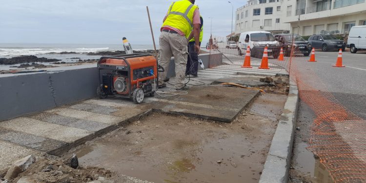 Preparándose para la temporada Municipio de PDE acondiciona veredas