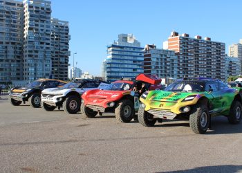 Vehículos eléctricos todoterreno de la Extreme E coparon Punta del Este
