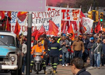 PIT CNT augura un 2023 de lucha con reforma jubilatoria como horizonte