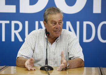 Ordenando esperanzas ; Antía entregó promesas de compraventa a familias