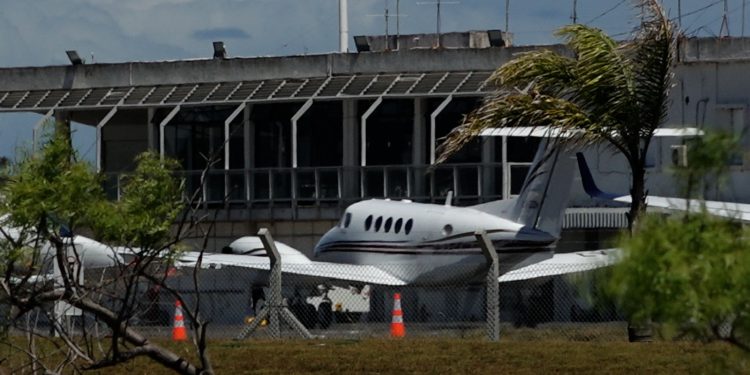 Aeropuerto de Punta del Este: estiman que pasarán unos 60 mil pasajeros en temporada