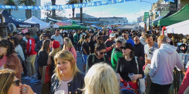Gran fiesta navideña para toda la comunidad en Mercado Central