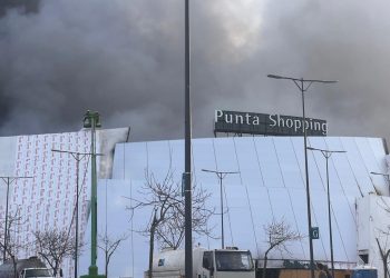 Trabajadores del Punta Shopping tendrán seis meses más el seguro especial de desempleo
