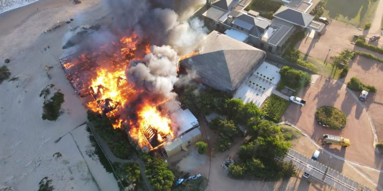 Incendio en la Susana; perdidas serían totales