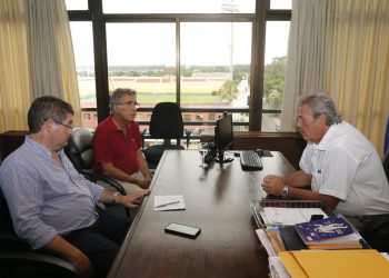 Cipriani, Antía y Pérez delinearon acciones para plan de tratamiento de adicciones