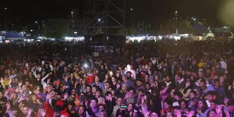 Tres días con una grilla nacional e internacional coronaron la 21 edición de Dulce Corazón del Canto