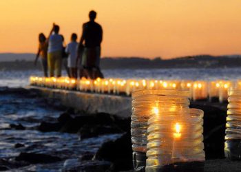 Muelle de Mailhos celebra aniversario con encendido de velas; conoce su historia