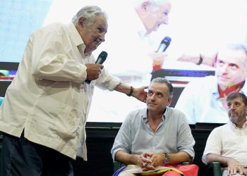 Yamandú Orsi será precandidato y quiere ganar porque le duele ver gente rezagada en las calles