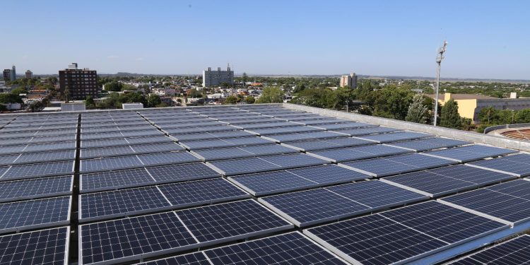 Proyecto Energías renovables, una apuesta al cuidado del ambiente y los recursos ya concreta ahorros