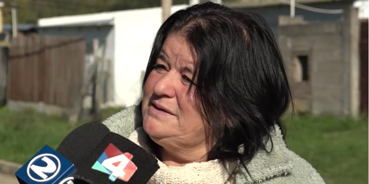 Solicitan ayuda para una mujer y su hijo tras el incendio que arrasó con su vivienda en San Carlos
