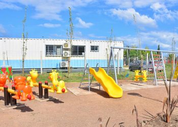 Municipio de Maldonado invierte en juegos para las plazas