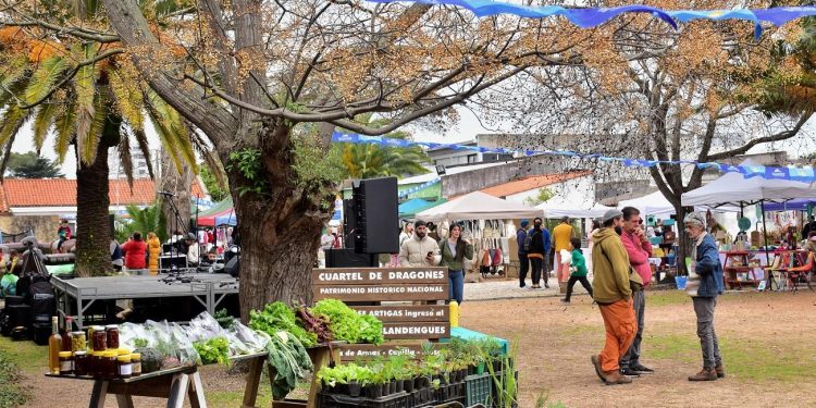 Domingo 6 de agosto, edición Día del Niño de Mercado Central en el Cuartel de Dragones