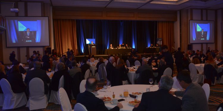 Aumento la construcción de viviendas sociales en todo el  país