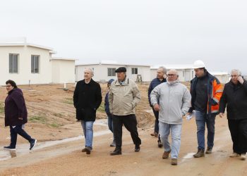 Kennedy; CAF en recorrida por nuevo barrio con elogios a Antía y poniendo a Maldonado como ejemplo