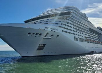 Uruguay se prepara para nueva temporada de cruceros luego de cifras récord de visitantes en 2022